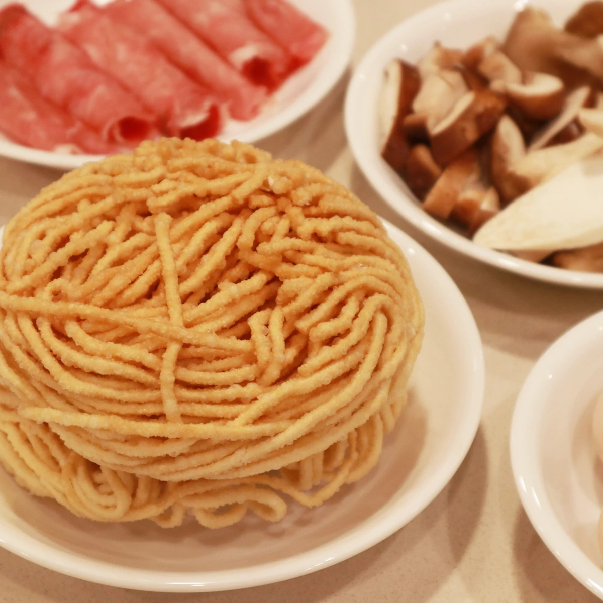 Chinese Ramen Noodles Instant Fried Egg Noodle Nabeyaki Yee Mee Noodle 325G Individually Packed