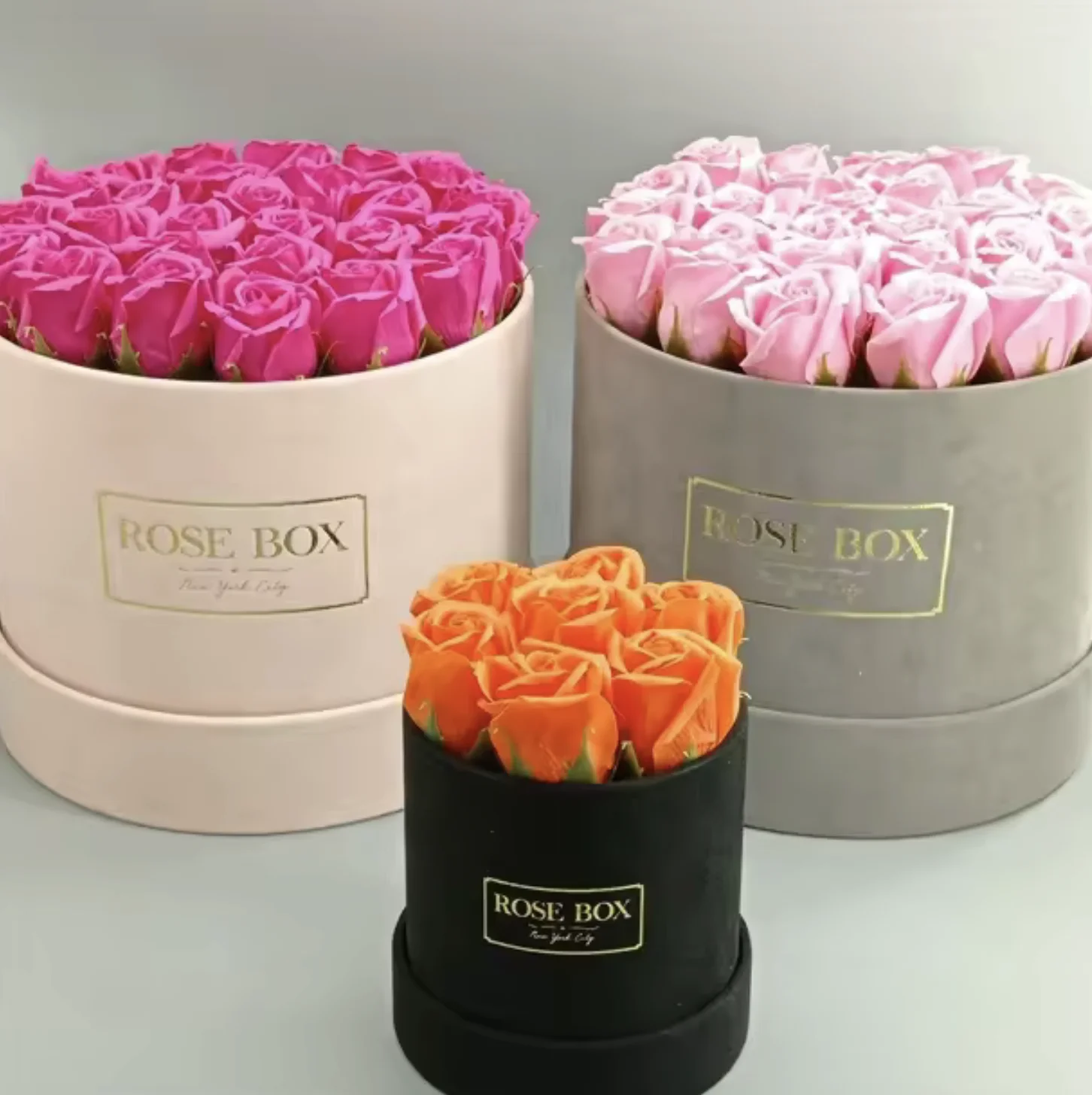 Luxury round shaped white velvet gift box suede rose box velvet flower packaging boxes