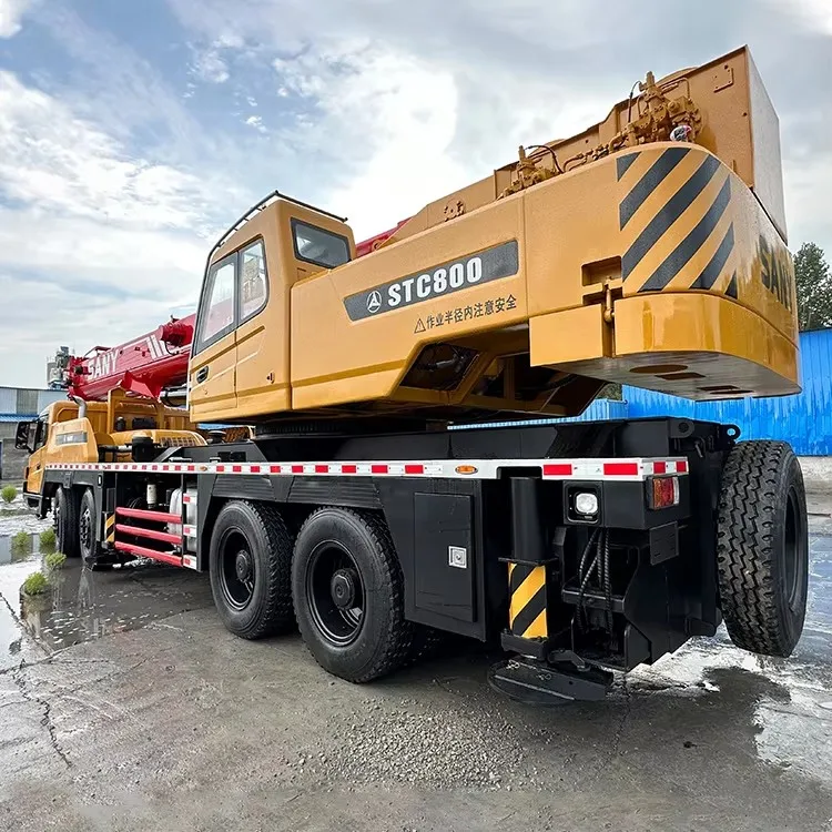 China spot second-hand crane moving 80 tons of crane factory price machinery and equipment