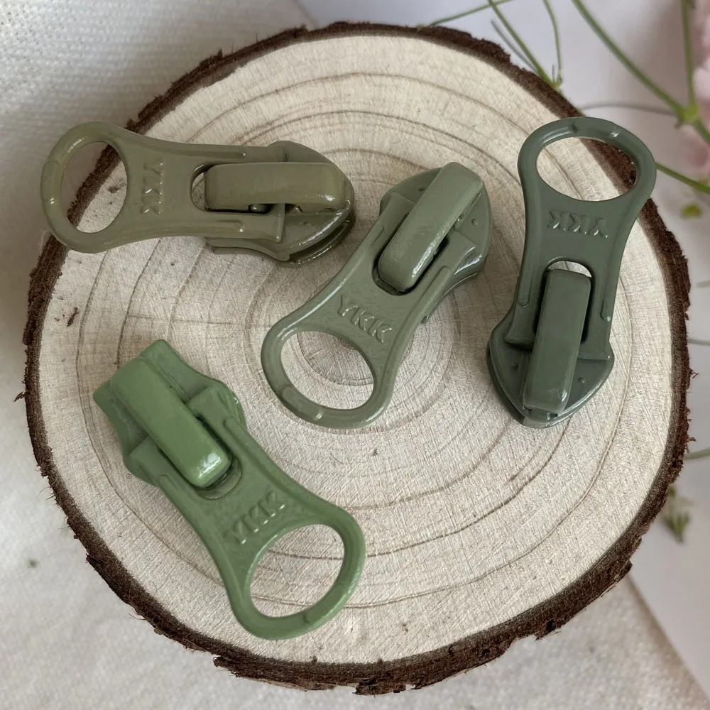 High Quality YKK Custom 5# Metal zipper puller