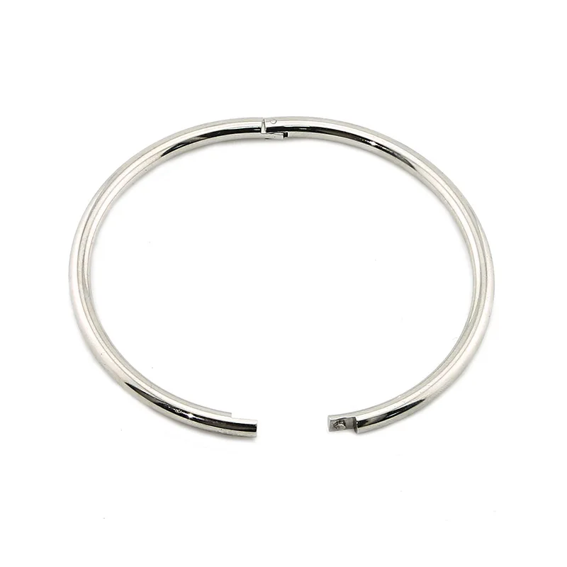 High Quality Round Titanium Steel Bracelet 18k Gold Closed Hand Bracelet Women Fashion Jewelry
