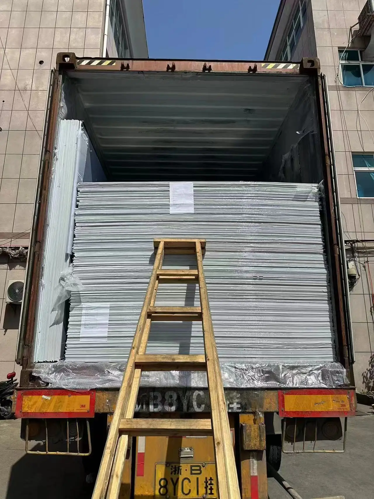 multi wall transparent corrugated shed multi polycarbonate roofing window sheets for Sports Venues