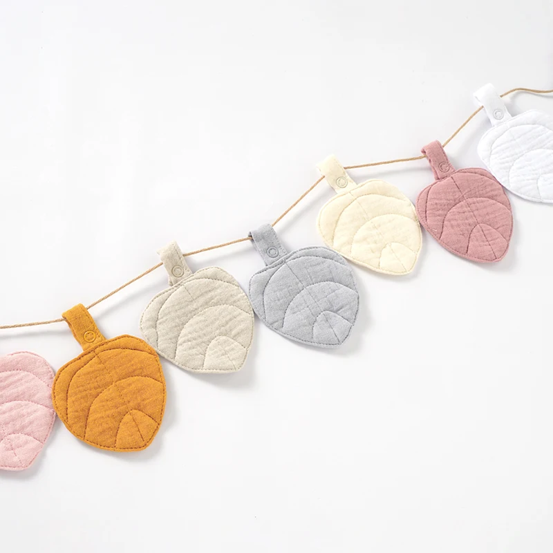 Multifunctional Organic Cotton Leaves For Baby Comforter Teething Toy For Wall Bunting Flag Decoration Flag