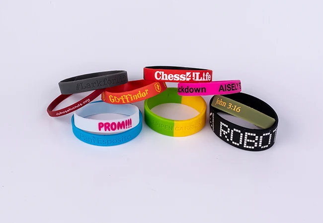 Hot Selling Eco-friendly No Minimum Cheap Custom Logo Silicone Bracelet Wristband As Advertising Gifts