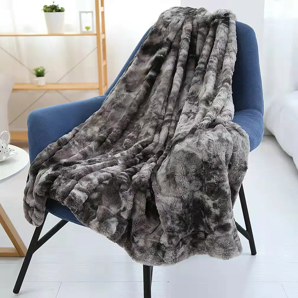 Luxury Faux Fur Throw Blanket Thick Soft Plush Crystal Fleece Blanket Sofa Bear Shaggy Faux Fur Blanket For Winter