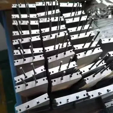 bulk razor blade for disposable shaving razor assembly machine