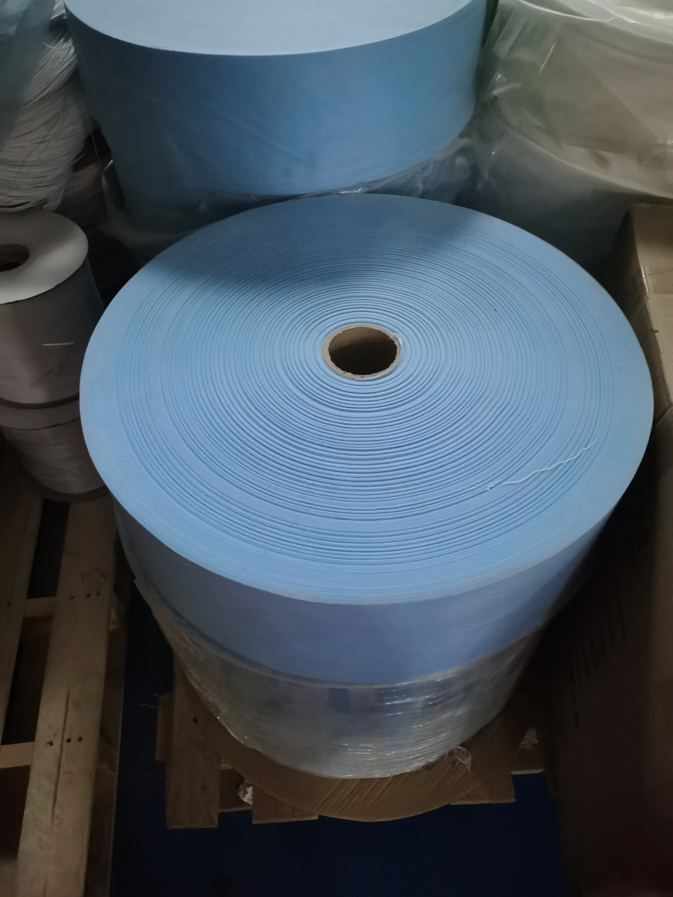 KN95 melt blown nonwoven fabric filter for sale /0.1micron pp melt-blown nonwoven cloth for mask use/ PFE meltblown