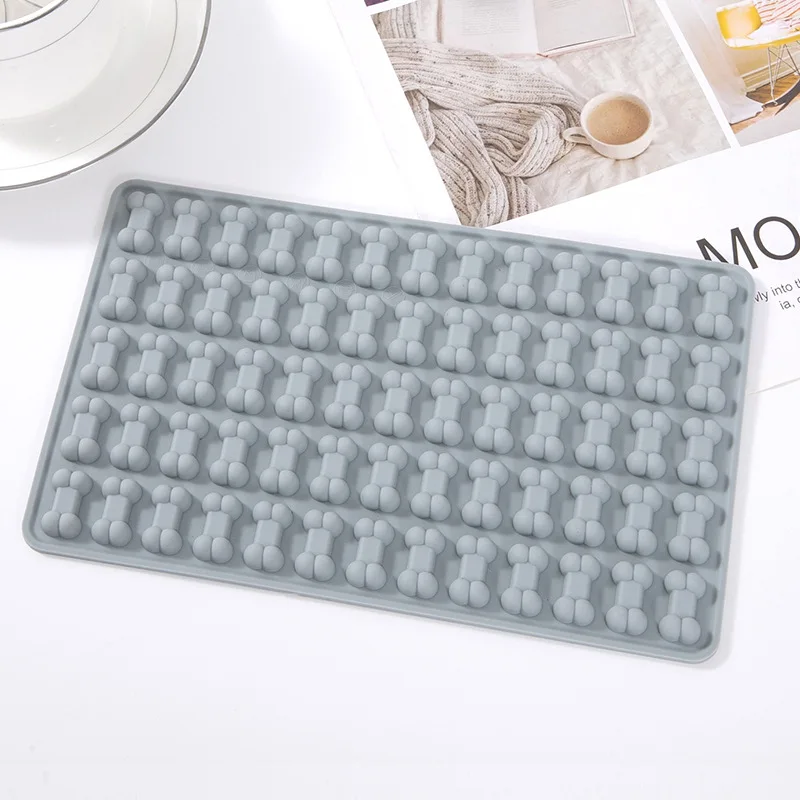 2023 Mini Dog Bone Shape 65 Cavity Silicone Mold for Dog Treat Chocolate Jello Gummy Candy Custom Dog Bone silicone baking mold
