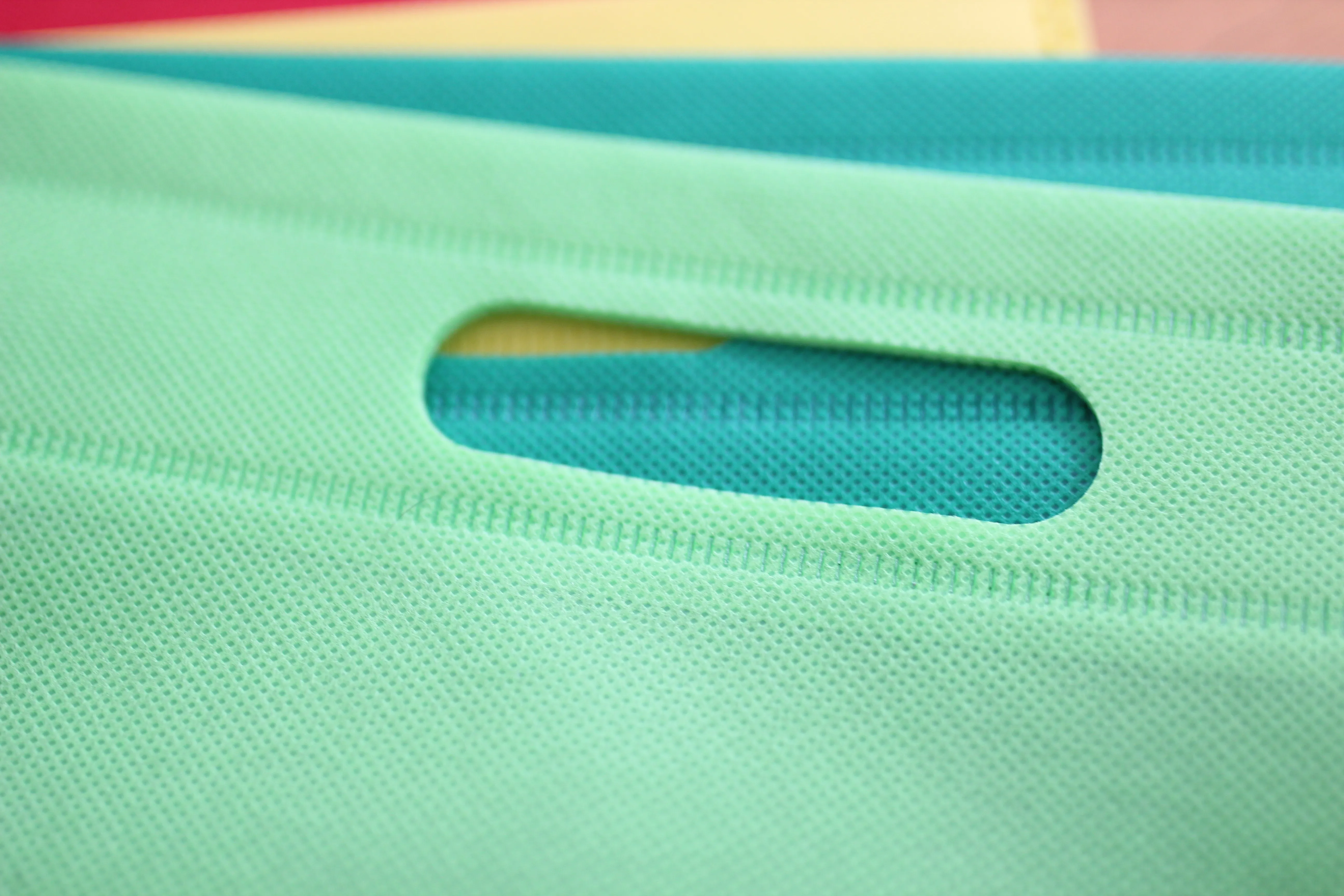 Cheap Customize Logo Size Color Wholesale Shopping Reusable T-shirt Rpet Pp Non-woven Bag