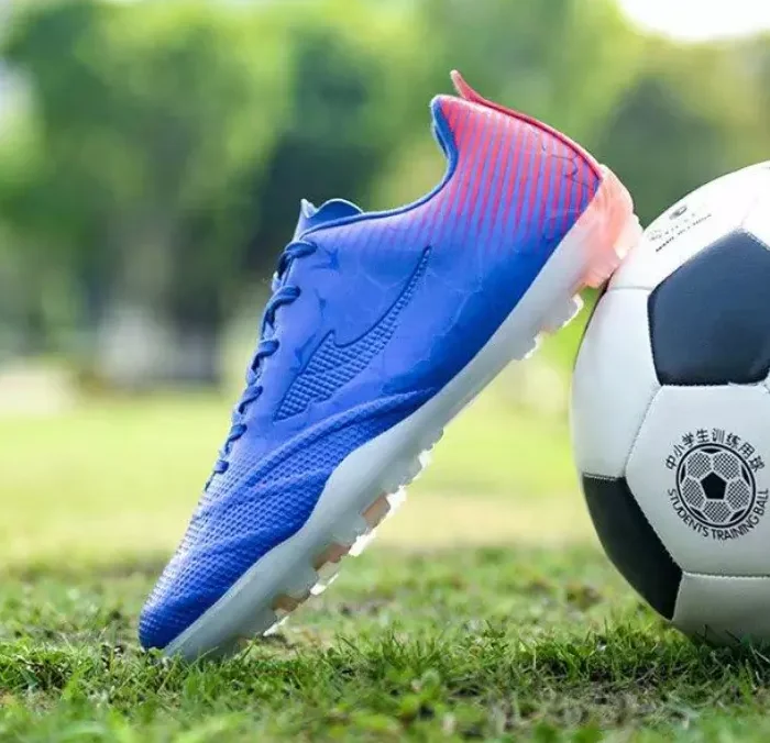 Real quality soccer training shoes shoes soccer football kids soccer shoes