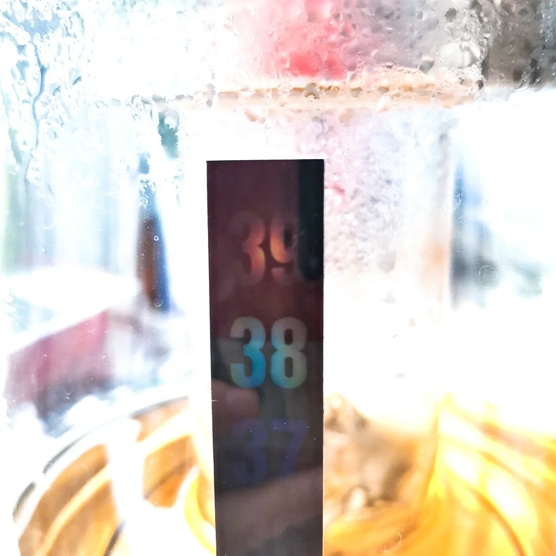 33-39C LCD Scale Indoor Room Temperature Tester Liquid Crystal Thermometers Strips for Household Use Customizable Logo