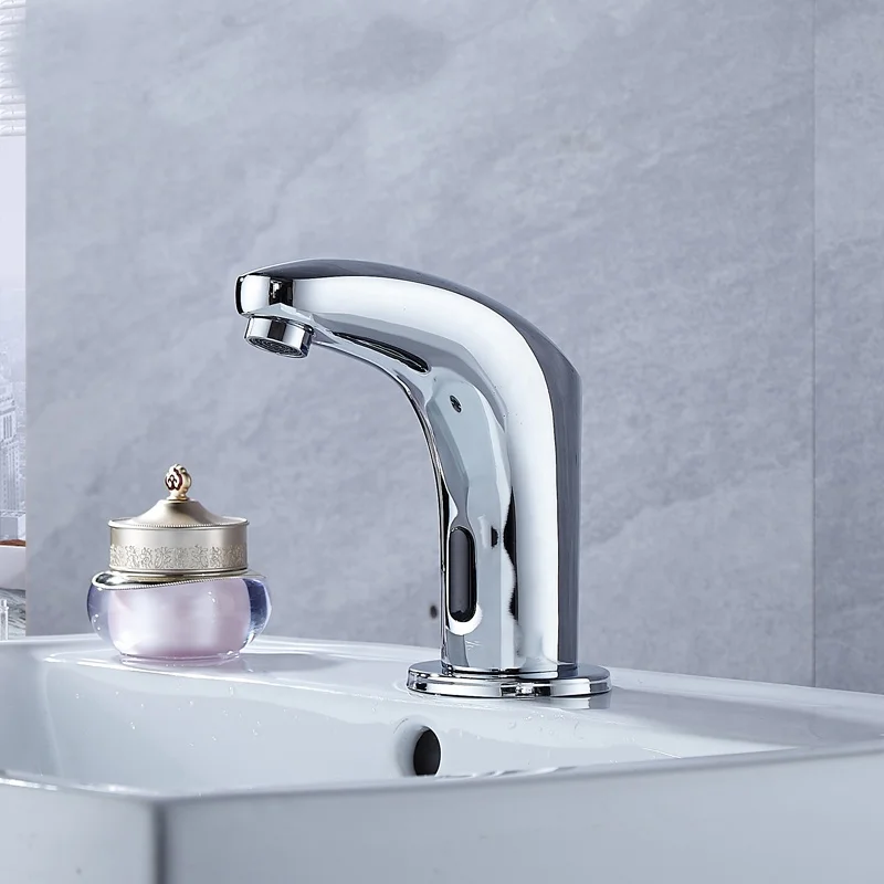 2022 wholesale Automatic Water Tap Infrared Faucet sus304  Smart Water Faucet