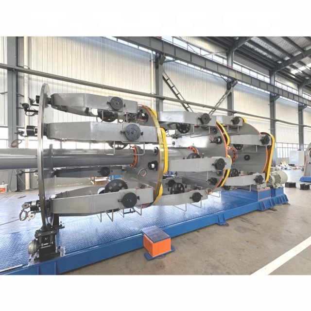 Planetary stranding machine to make cable and rope