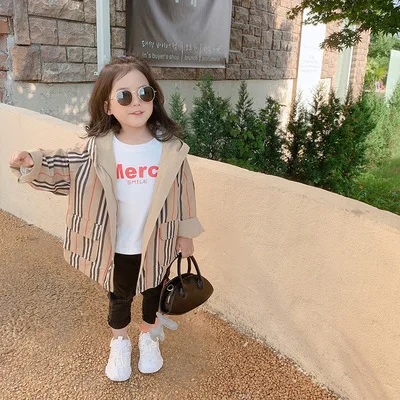 Hot Sale Kids Autumn Clothing Hooded Chintz Fabric Long Outwear Baby Young Girls Coat Jacket