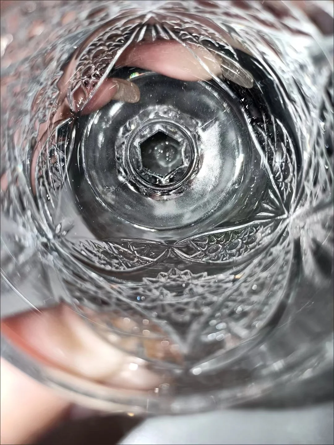 190ml European vintage thick bottom exquisite relief crystal glass Whisky Spirit glass Mini wine glass factory direct sales