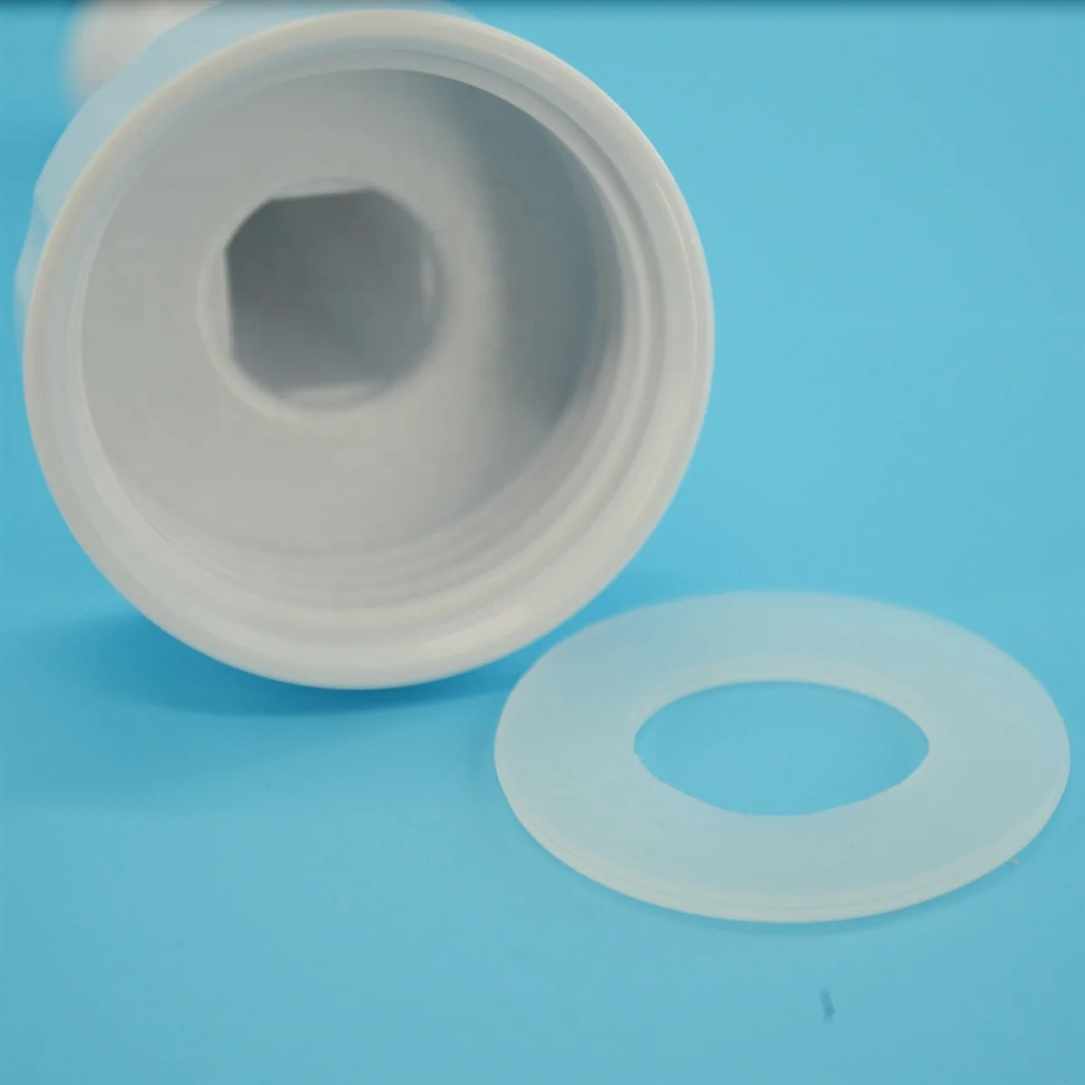 HaoEhhl OEM/ODM 450ml Personal Travel Bottle Bidet With Handheld Portable Bidet Sprayer