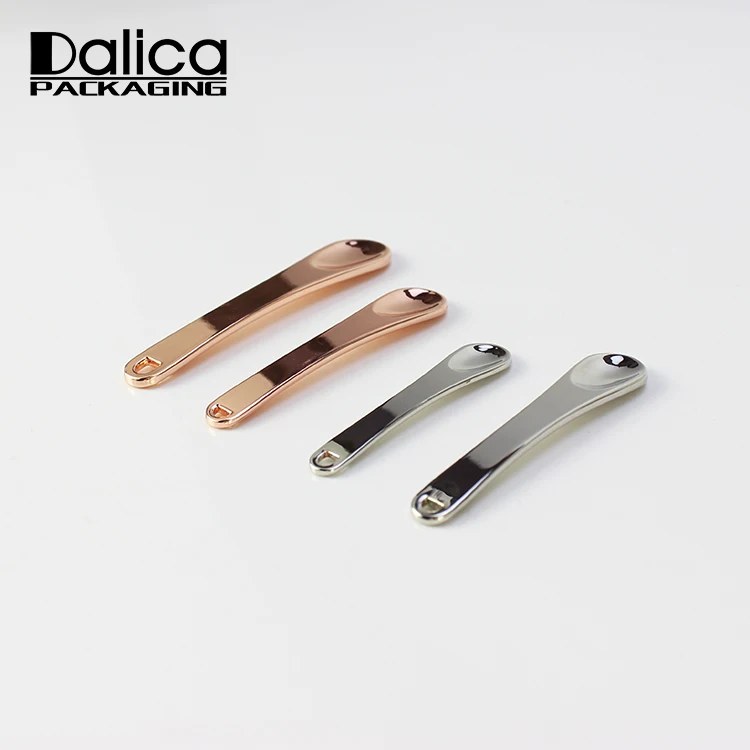 2019 New Design cosmetic spatula mini metal spoon for cream products