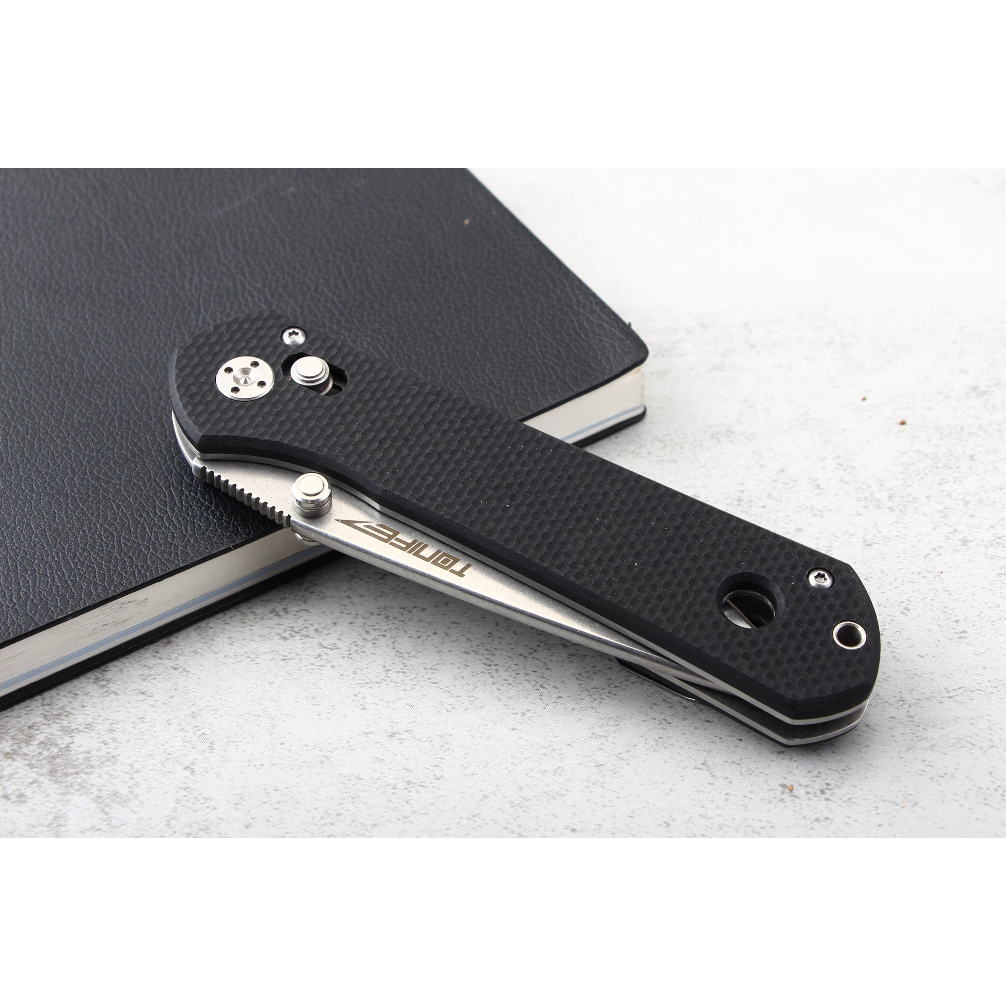 High Grade Low MOQ G10 Handle Axis Lock EDC Camping Benchmade knife Pocket Folding Knife