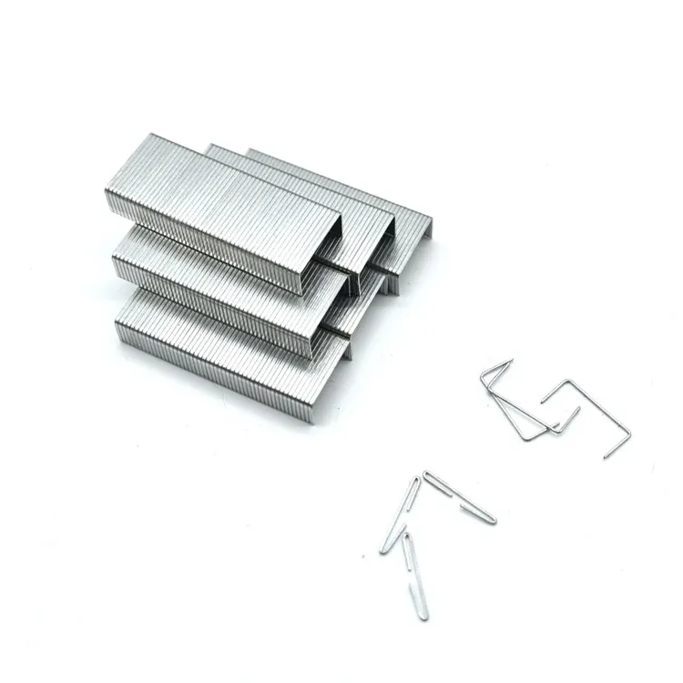 China Factory Wholesale Galvanized Iron 24/6 24/8 Office Nail Staples for Binding
