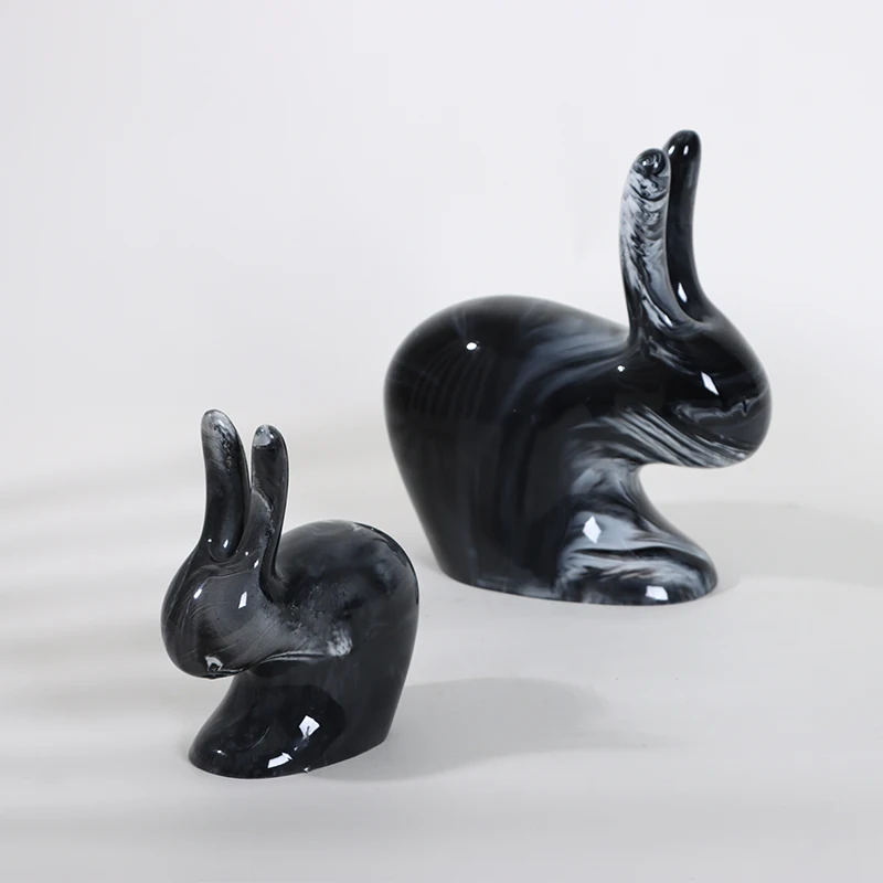 Customized wholesale modern polyresin crafts resin rabbit statues figurine sculpture for home decoration