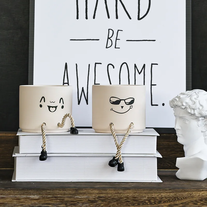 Lovely Cartoon Expression Design Stackable Ceramic Plant Pot with Hanging Rope Shoes