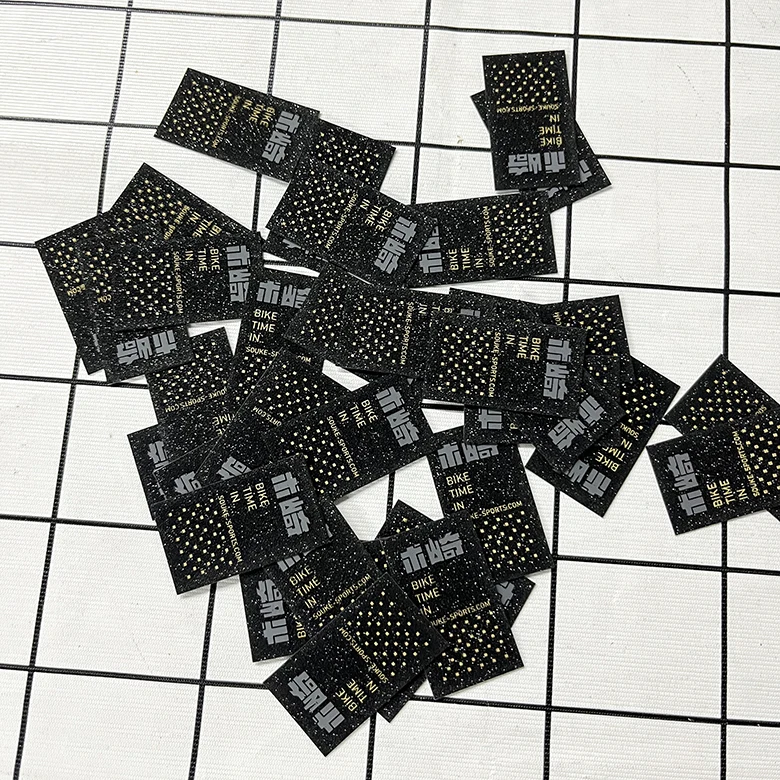 Washable raised silicone clothing iron heat iron fabric patches logo 3d vinyl transfer sticker for t-shirt fashion custom