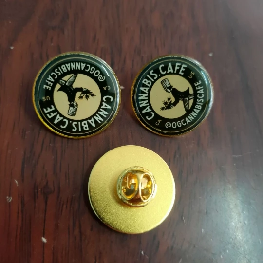 
25 mm round glitter indian blank and printed letter school or company metal pin holden badges 