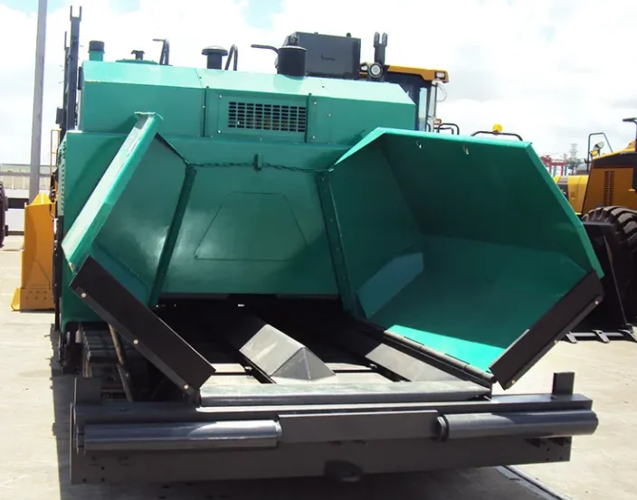 Asphalt Concrete Road Paver SRP95M Shantui Road Machine for Sale