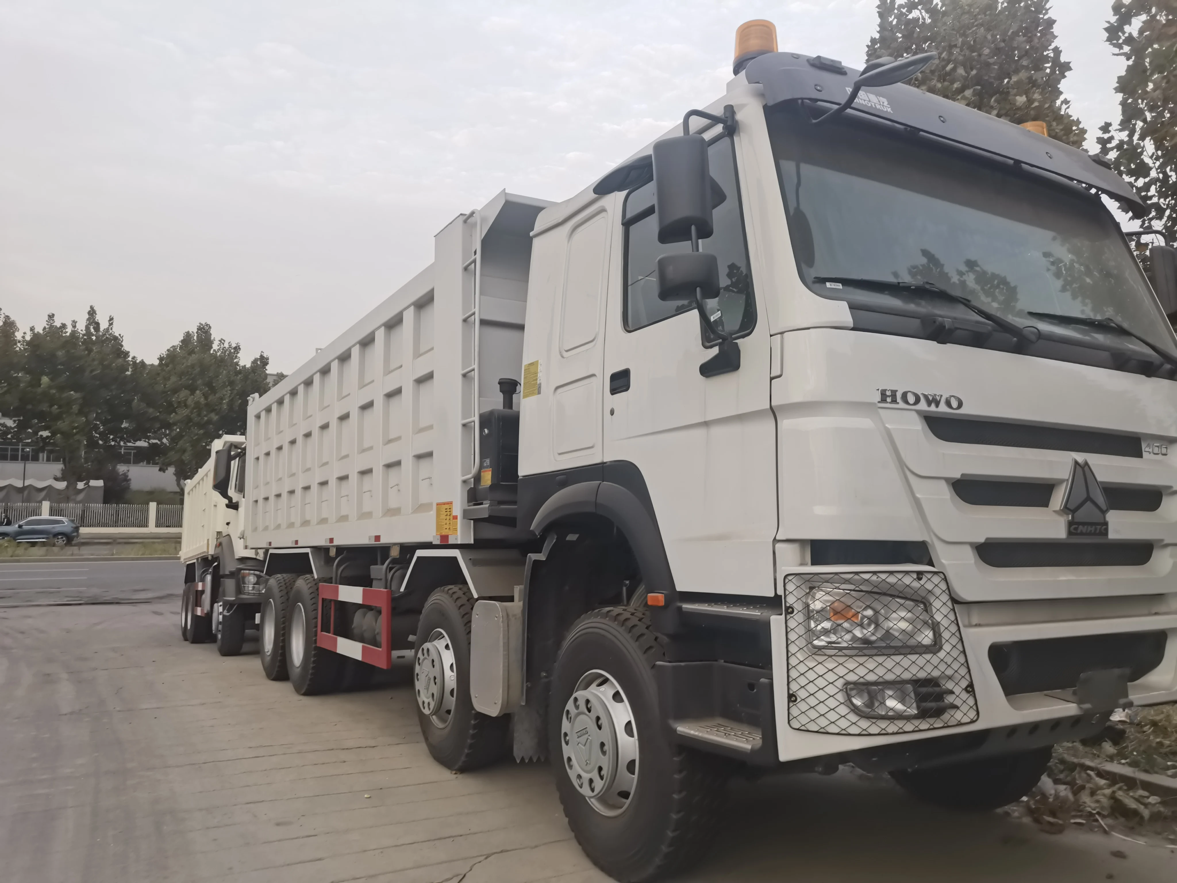 LSXC 8X4 6x4 drive wheel Euro3 to Euro6 Heavy Duty Truck Durable dump truck factory brand new for sale