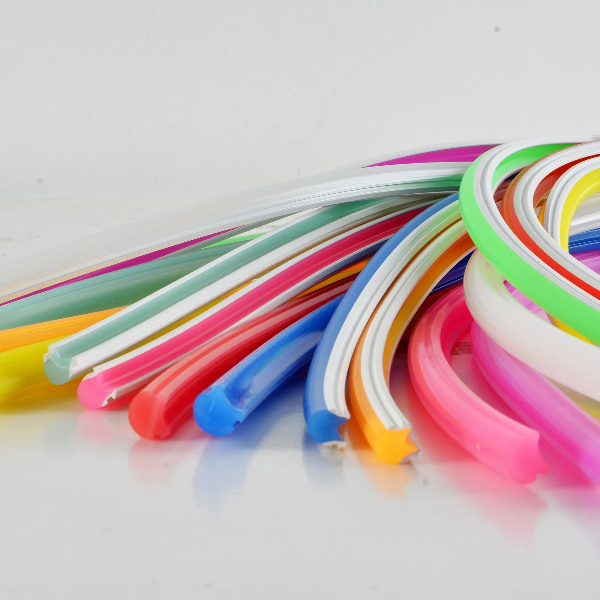 12mm /8mm/6mmseparated Neon Flex Light Flexible Led Strip Sign Neon Lights Silicone Tube DC 12V 120 2 Years IP67 90 QH & WINVIEW