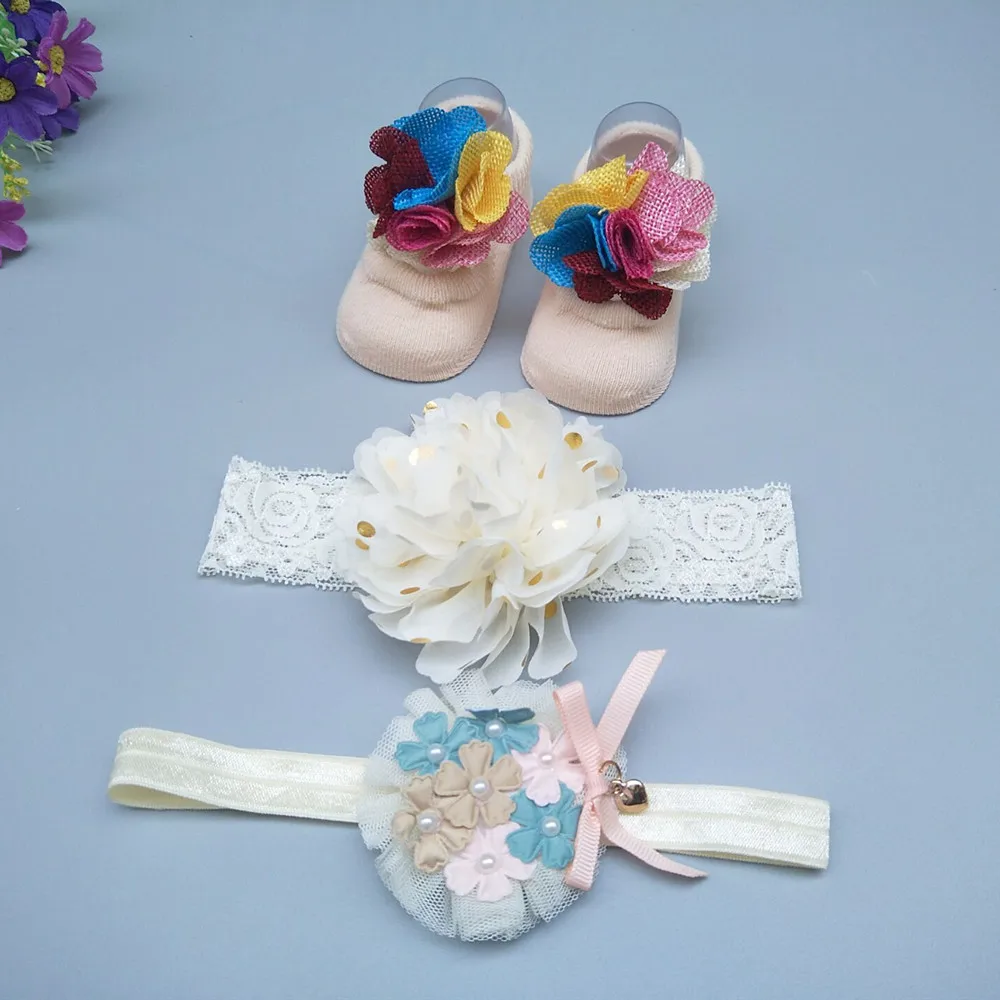 In Stock Wholesale Newborn Gifts Box Pack Fancy Lace Bow Flower Headband Set Anti Slip Cotton Baby Socks