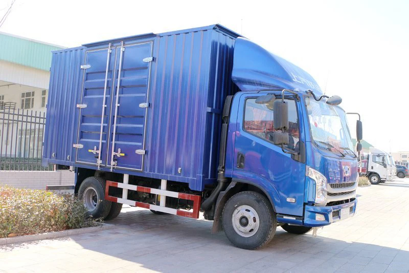 Shanghai Yuejin surpasses c300-33 4x2 125hp 4.105m used single row van light truck