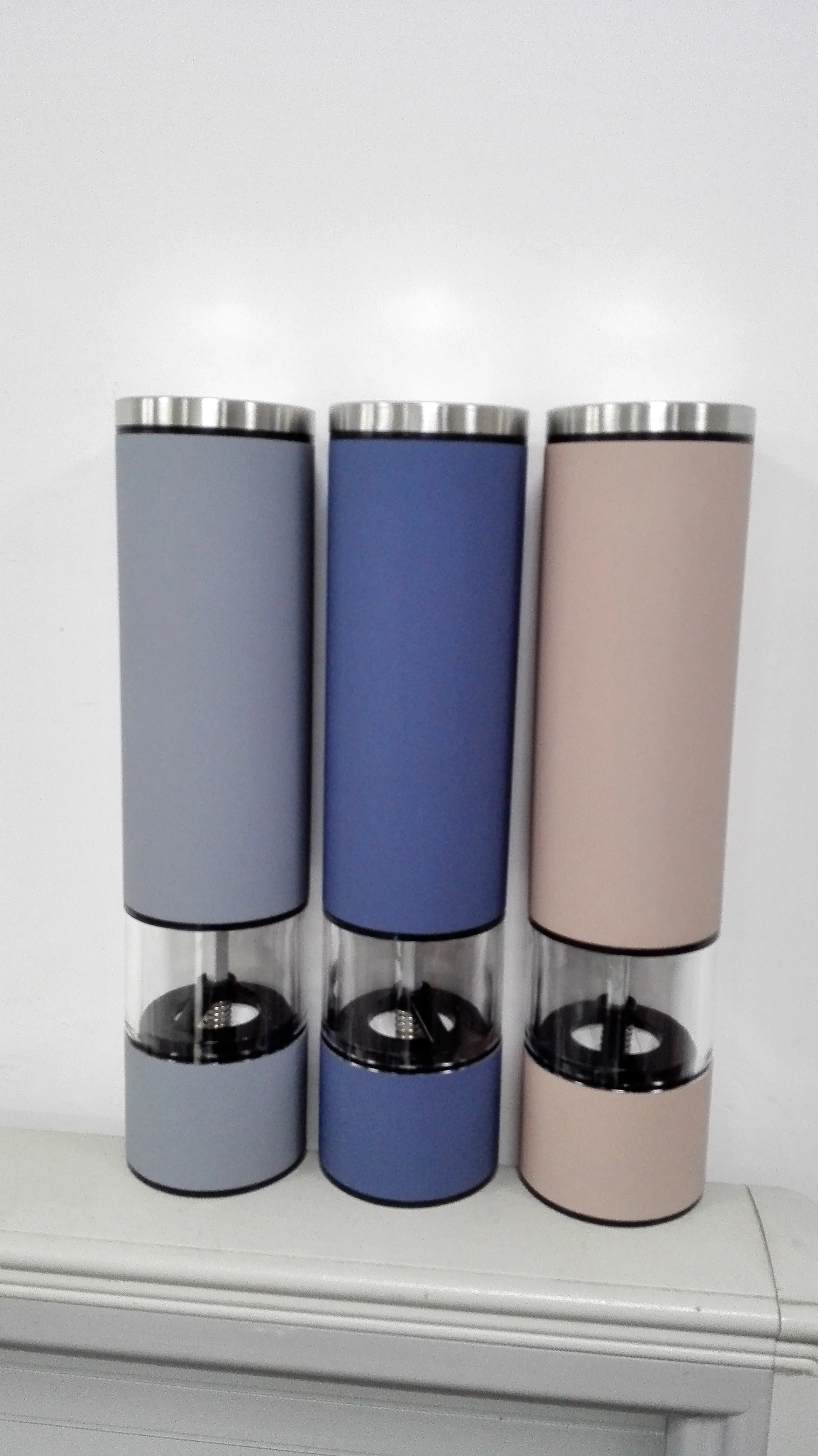 
Simple Style Manual Operated Salt and Pepper Grinder 