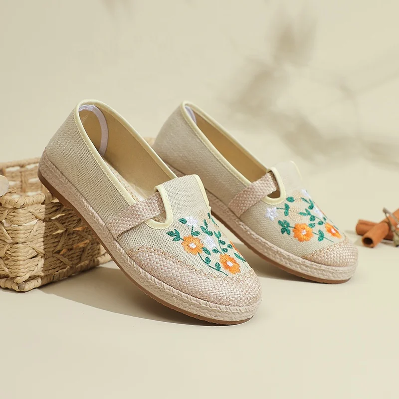 women leisure shoes Chinese traditional style new walking PVC sole light casual shoes