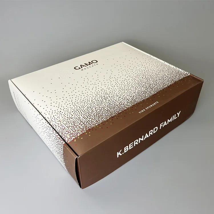 Manufacturer Large Color Hot Stamping Cardboard Paper Mailing Apparel Box Custom Logo Printed Corrugated Shipping Packaging Box