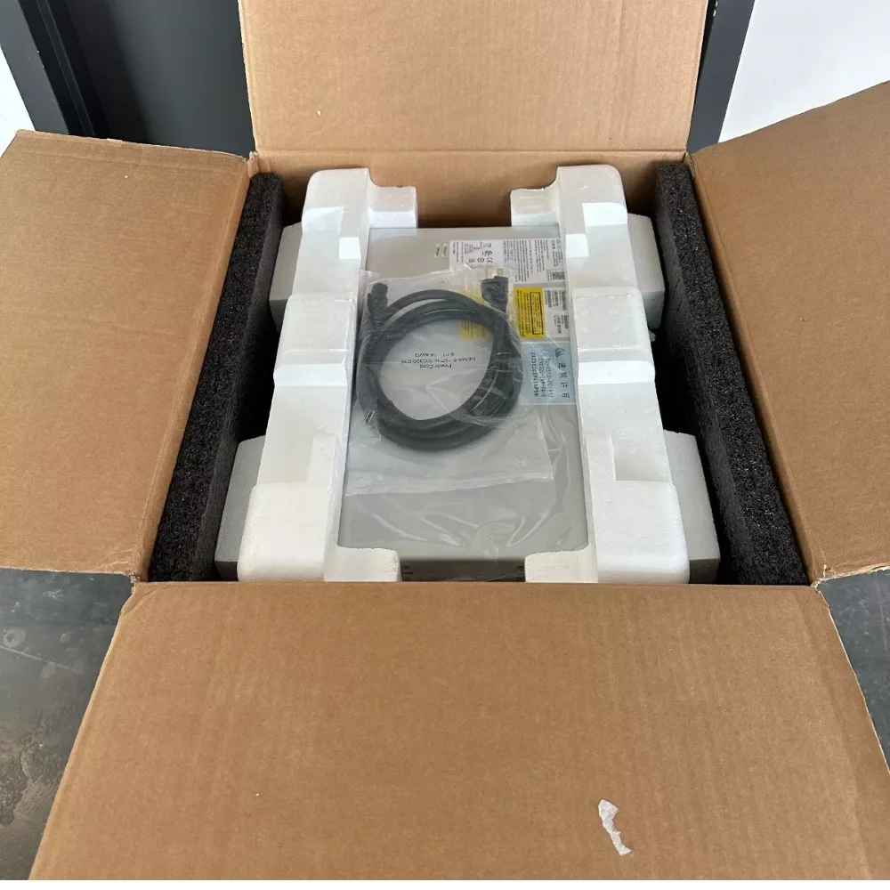 Оригинальный сетевой коммутатор Cisco C1300-16P-2G 1300 16-портовый гигабитный Ethernet PoE 2x1 г SFP 1U шасси Штабелируемый SNMP гарантия 1 год