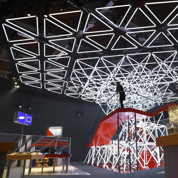 Addressable pixel rgb DMX/DVI/ ARTNET controlled led geometry digital bar