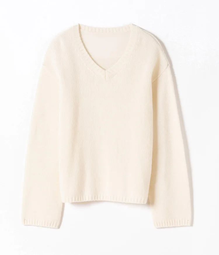 clean white bottom knit unlined upper cashmere sweater