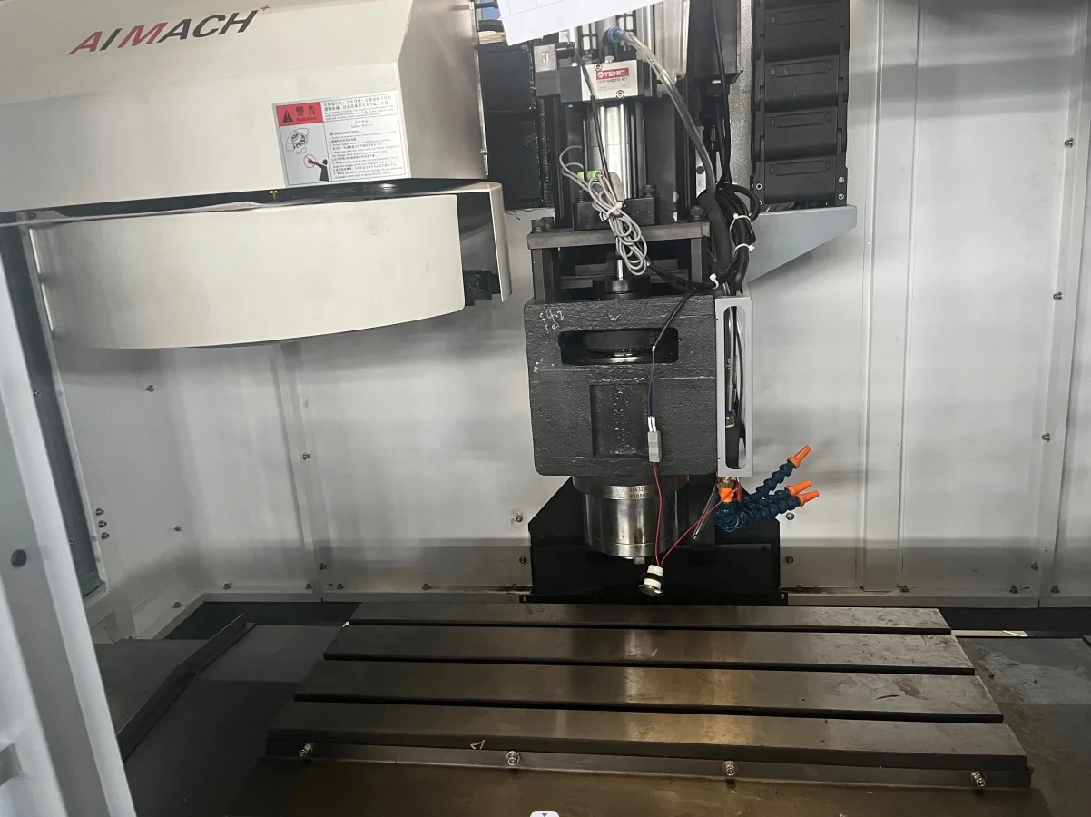 VMC 650 CNC Mini Metal Milling Machine