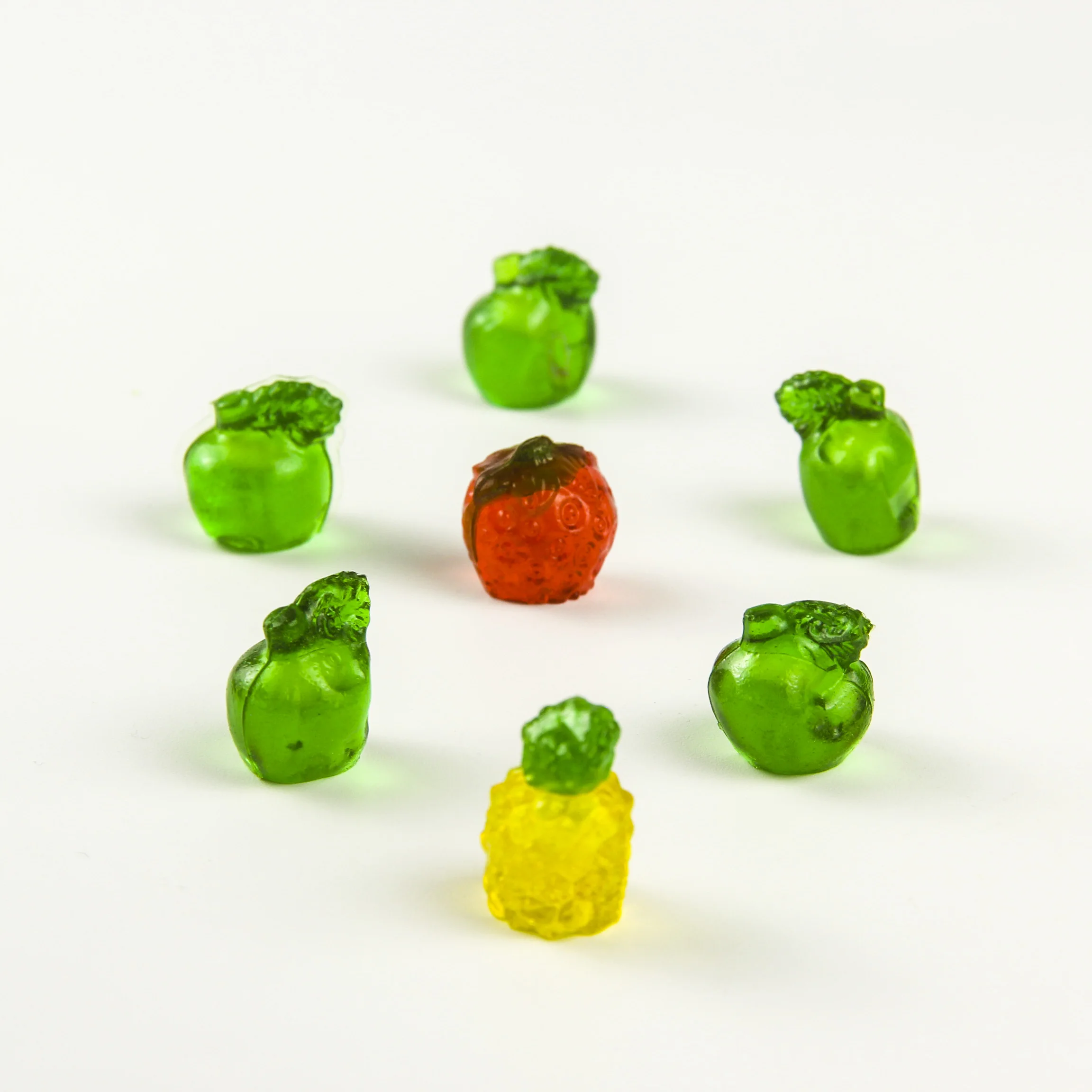 Delicious Fruit Flavor Pineapple Peeling Candy in Fruit-Shaped Gummies Jelly Unique and Yummy
