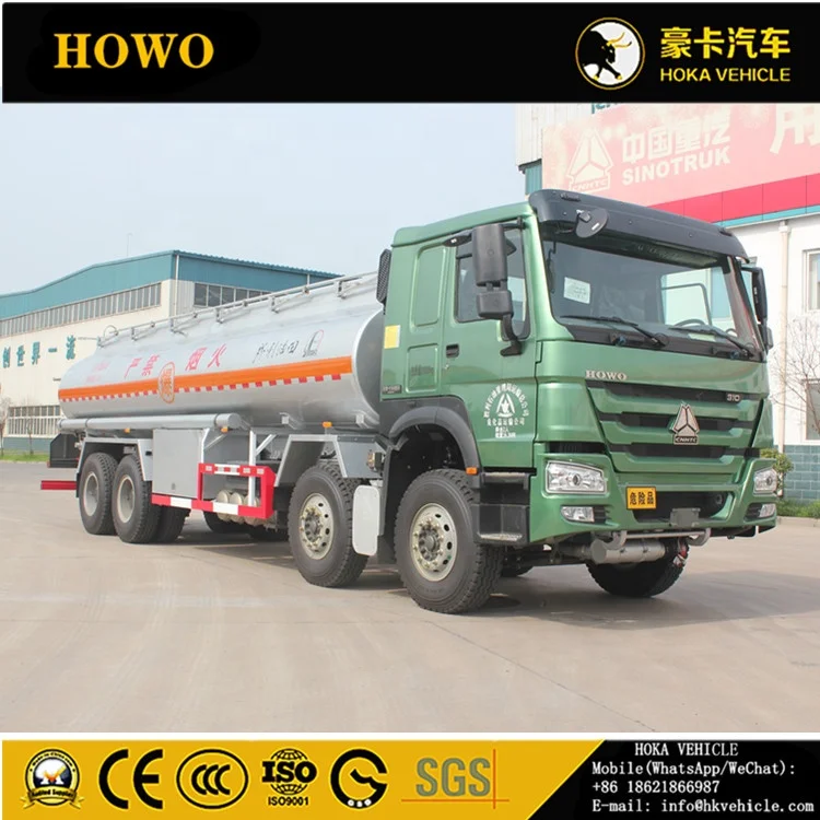  SINOTRUK HOWO 8X4 371HP 28CBM топливный танкер модель