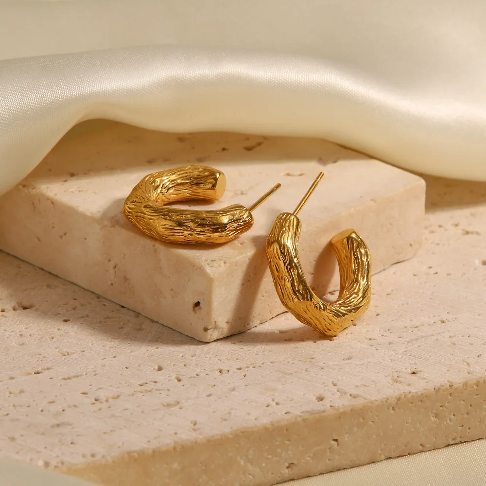 Chic Chunky Jewelry 18K Gold Plated Stainless Steel Lava Hammered Embossed Geometric Hoop Earrings