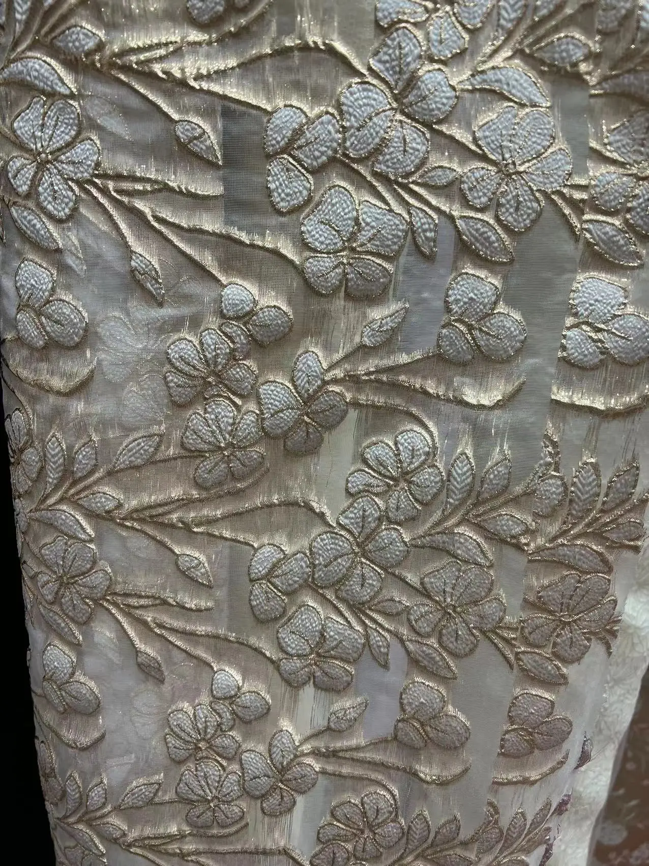 Wholesale Fashion Luxury Floral Brocade Curtain Fabric Jacquard Sofa Cover Fabric