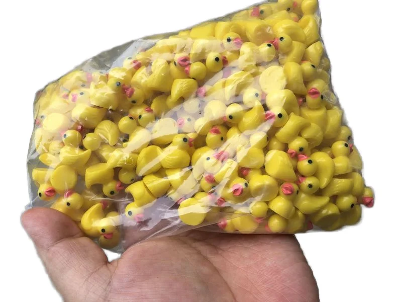 Hot Selling Mini Yellow Duck Resin Crafts Easter Ornaments Resin Figure Cute Animal Pendant Home Garden Decoration Slime Charm