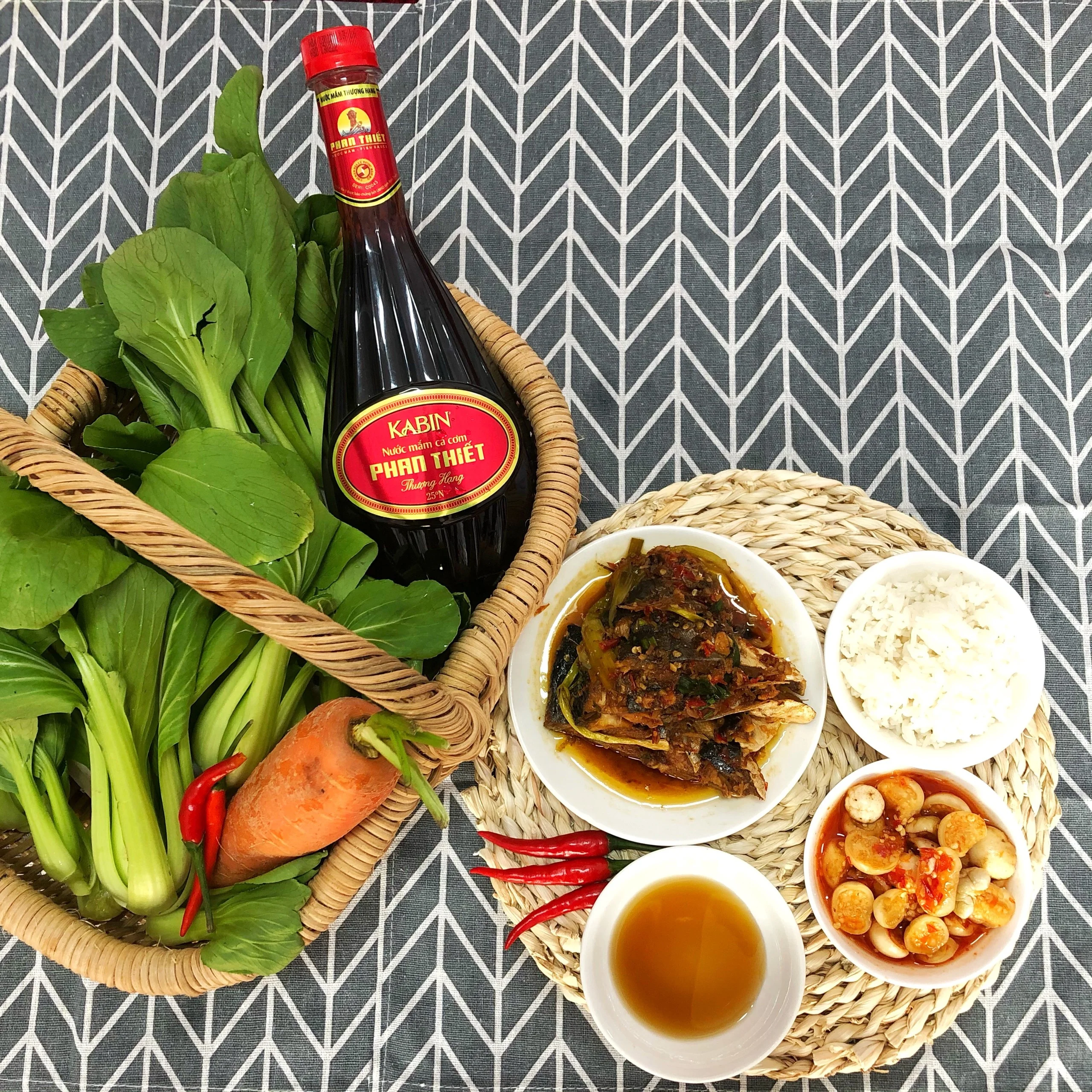 500ml premium anchovy fish sauce from Vietnam Manufacturer with wholesale price