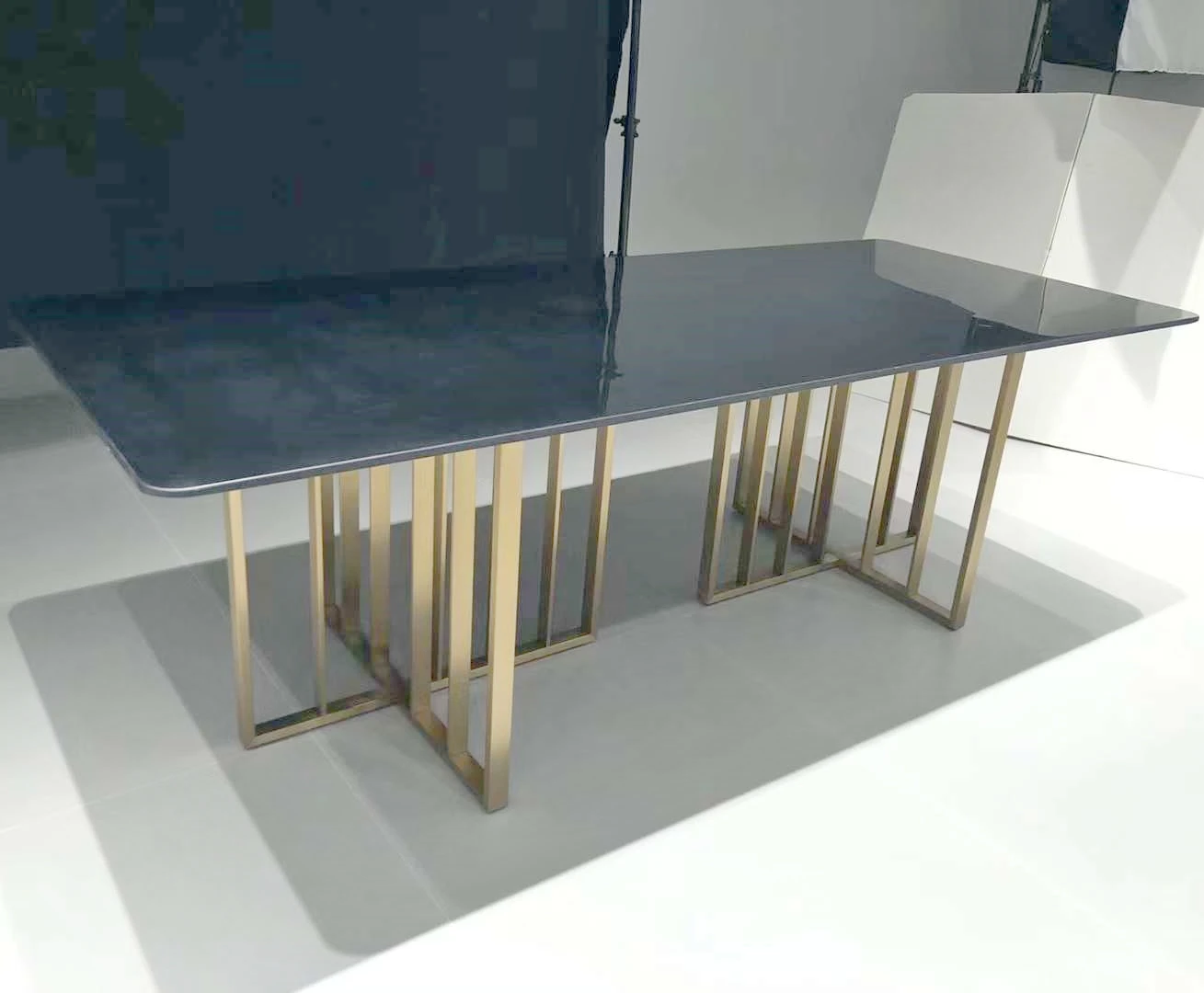 JS D14 Luxury Modern Kitchen Furniture Artificial Marble Oblong Dining Table Golden Metal Frame Restaurant Table In Good Price