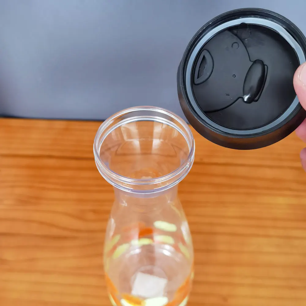 Real 1.5L  Wholesale custom plastic carafe beverage bottles