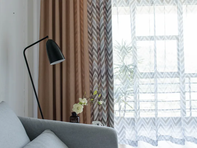 Затемняющие шторы Sunny Textile в скандинавском стиле с геометрическим принтом и пэчворком