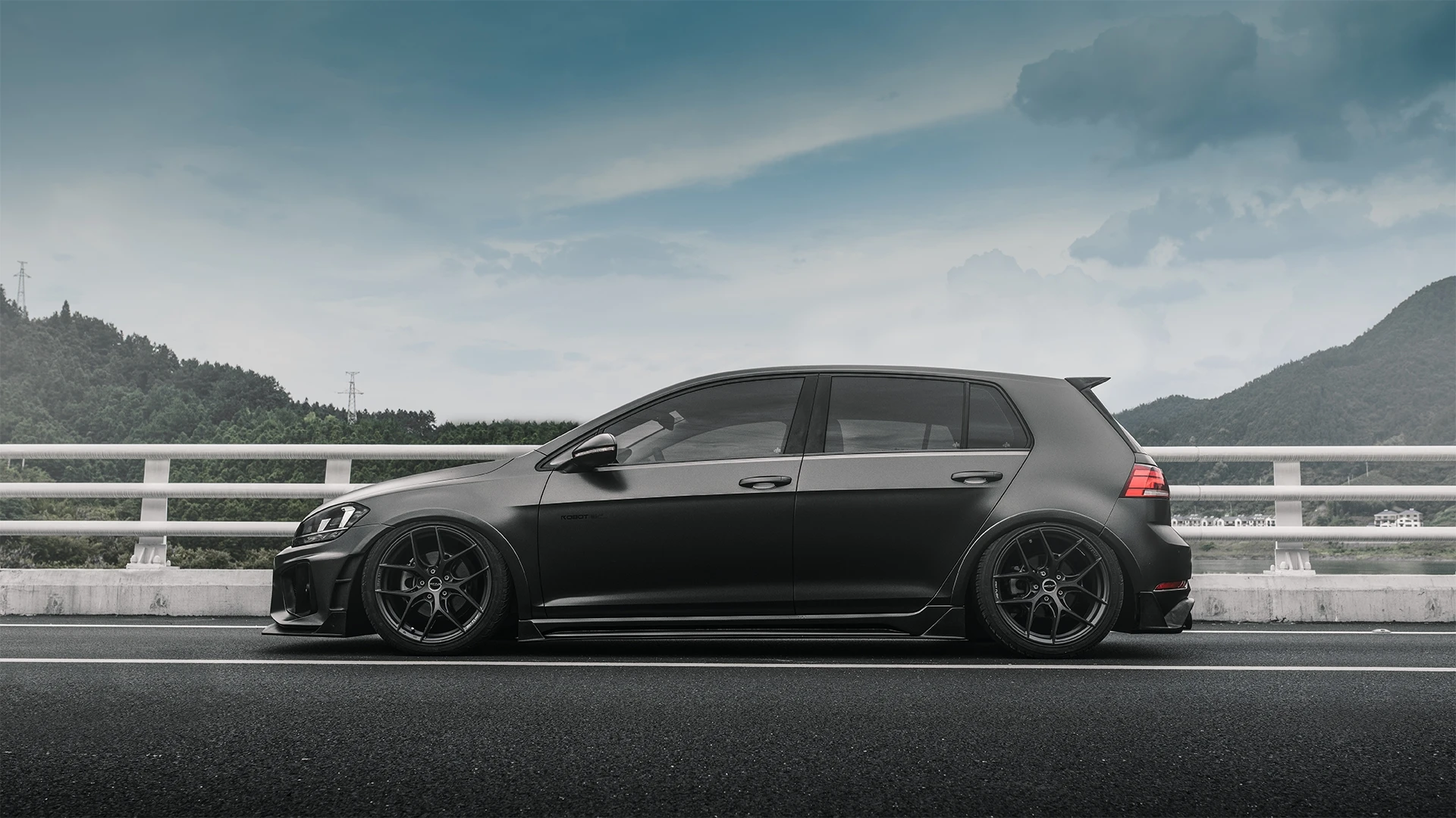Высококачественный обвес Runde для 2018-2022 Volkswagen Golf7 Модернизированный робот широкий FRP/CF спойлер на капоте переднего бампера