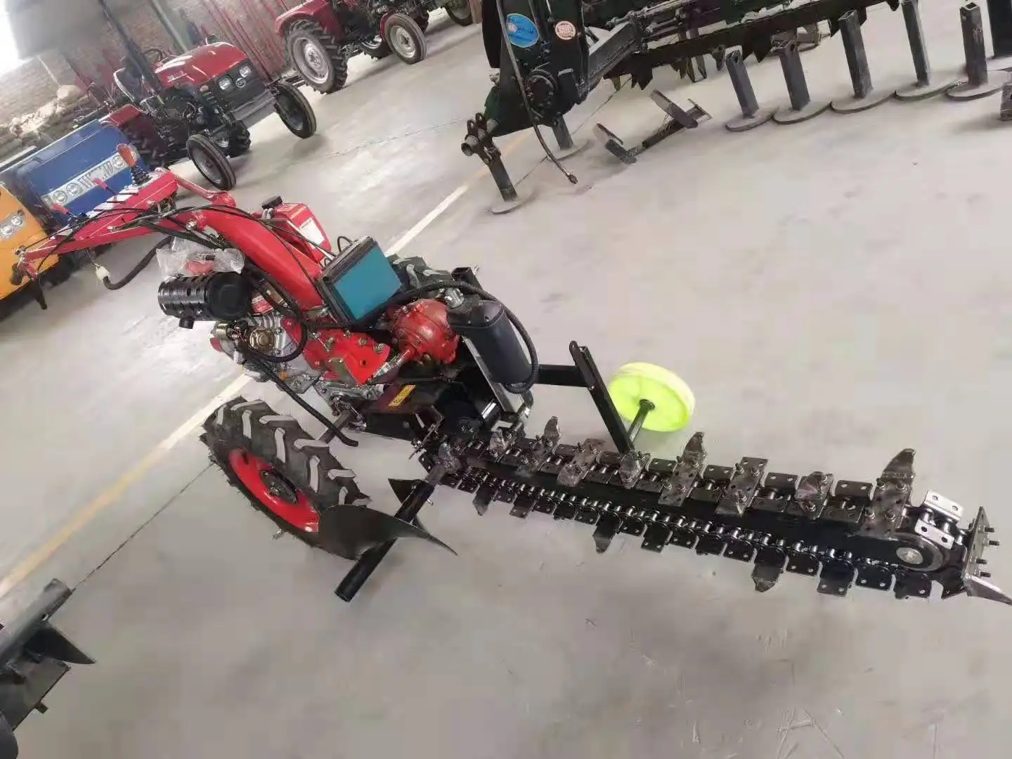 Best-selling global mini trencher chain trencher China best quality chain trencher